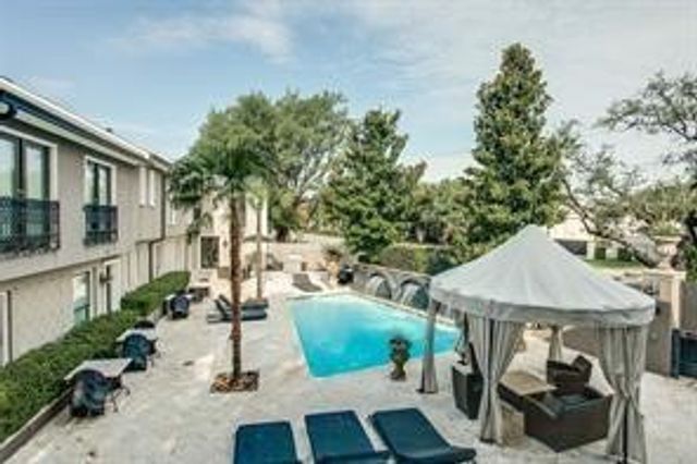 7736 Meadow Road 101, Dallas, TX 75230