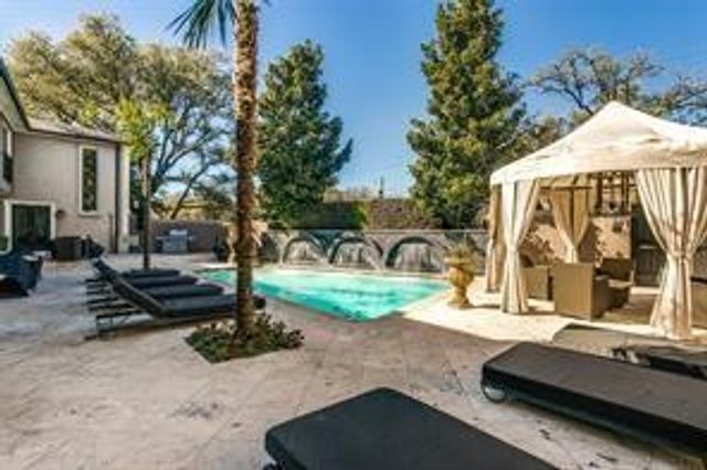 7736 Meadow Road 101, Dallas, TX 75230