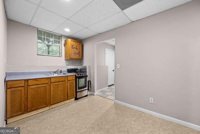 470 Piney Way SW, Atlanta, GA 30331