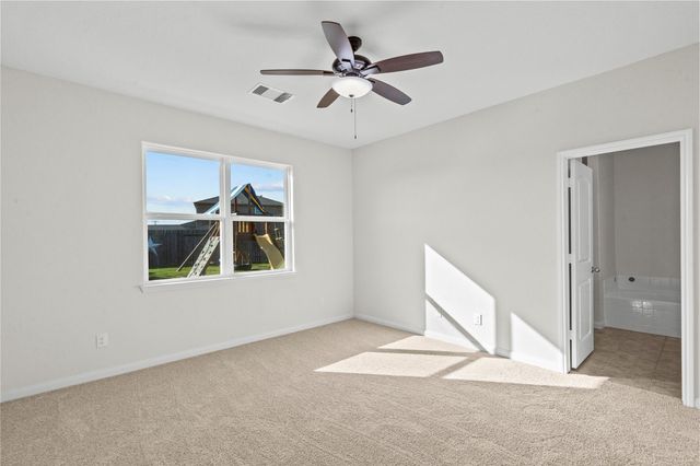 2215 Manta Way, Texas City, TX 77568