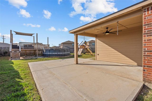 2215 Manta Way, Texas City, TX 77568