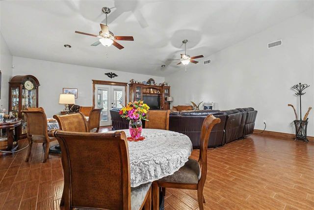7574 N State Hwy 65, Lawton, OK 73507