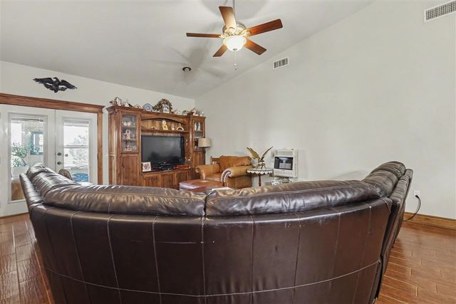 7574 N State Hwy 65, Lawton, OK 73507