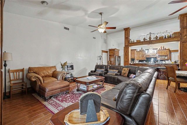 7574 N State Hwy 65, Lawton, OK 73507