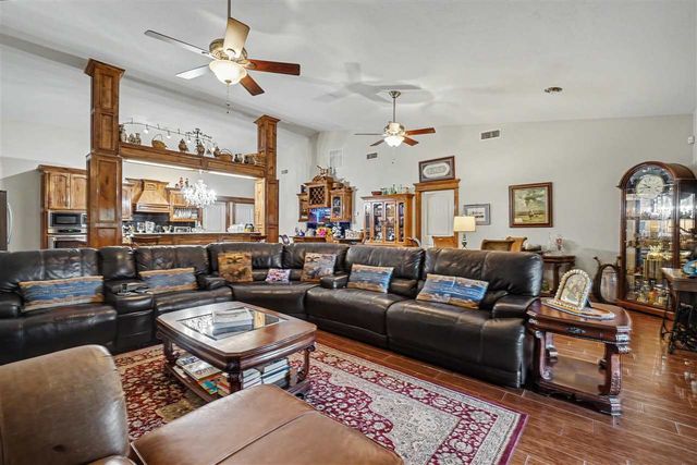 7574 N State Hwy 65, Lawton, OK 73507