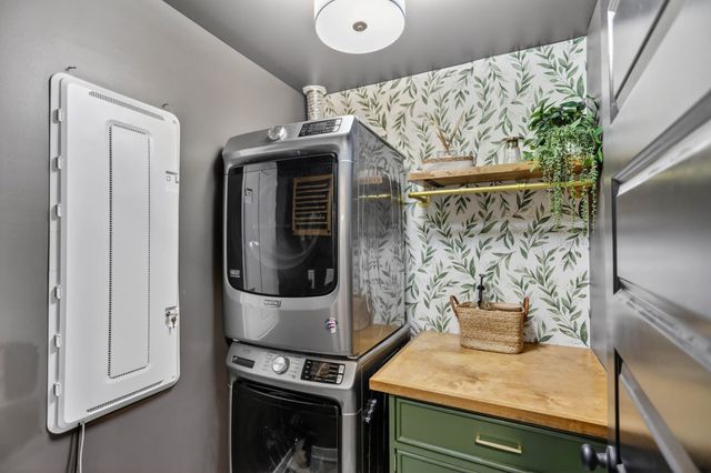 607 Ballard Dr, White House, TN 37188