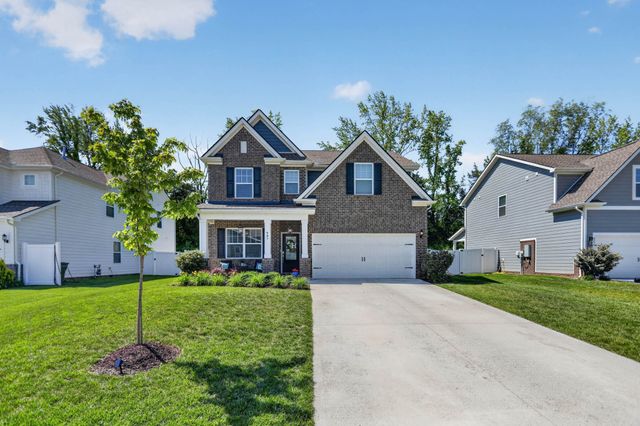 607 Ballard Dr, White House, TN 37188