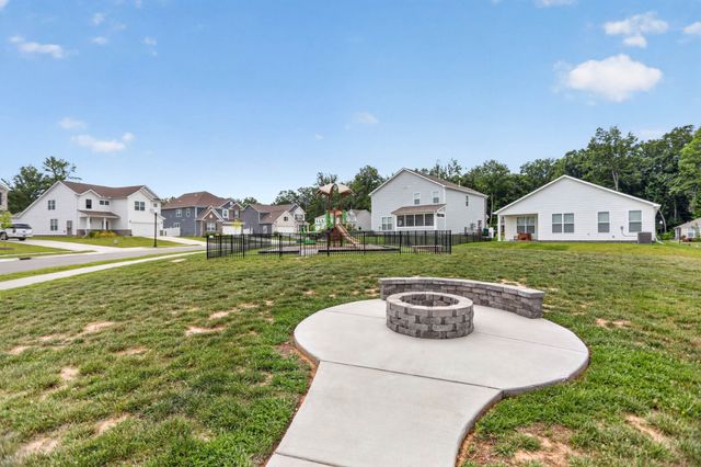 607 Ballard Dr, White House, TN 37188