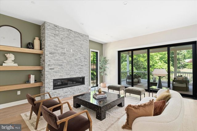 2733 CHESAPEAKE ST NW, Washington, DC 20008