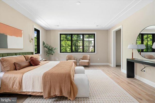 2733 CHESAPEAKE ST NW, Washington, DC 20008
