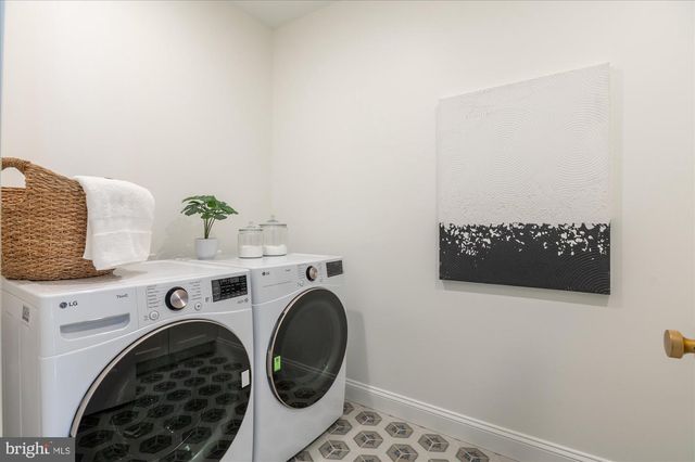 2733 CHESAPEAKE ST NW, Washington, DC 20008