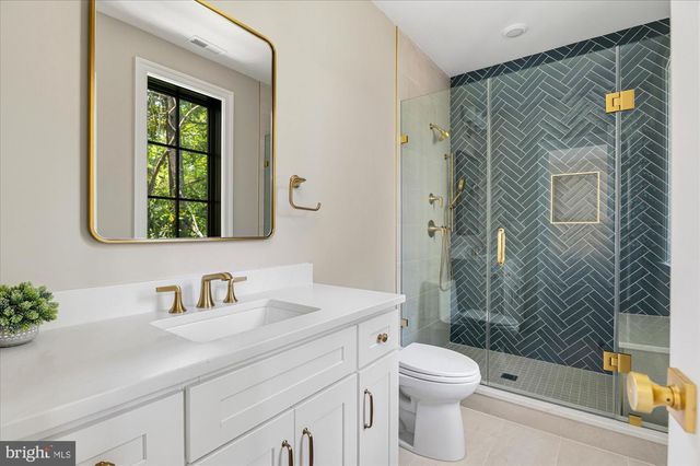 2733 CHESAPEAKE ST NW, Washington, DC 20008