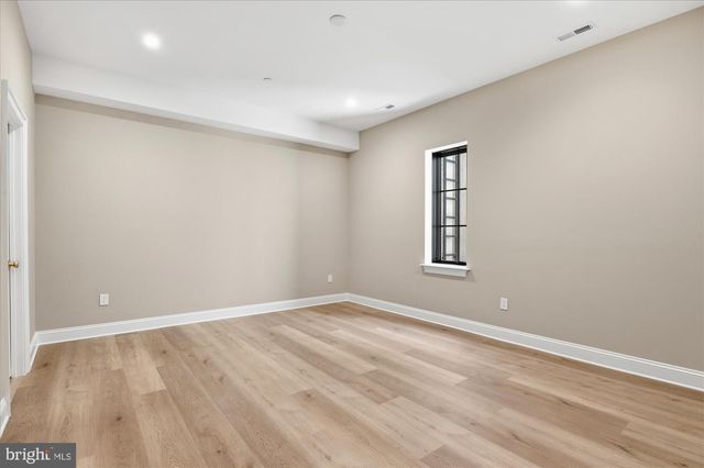 2733 CHESAPEAKE ST NW, Washington, DC 20008