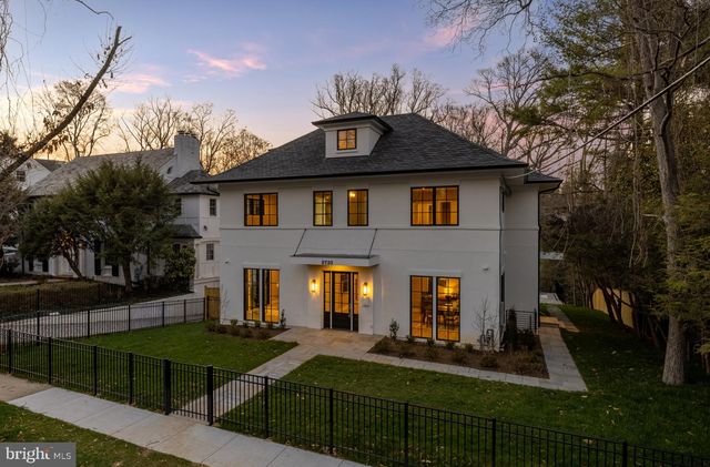 2733 CHESAPEAKE ST NW, Washington, DC 20008