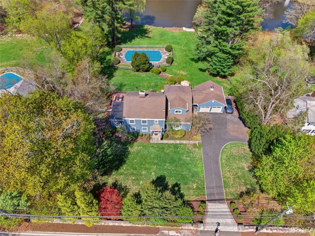 301 Bear Ridge Road, Pleasantville, NY 10570