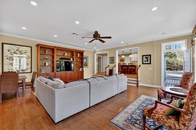301 Bear Ridge Road, Pleasantville, NY 10570
