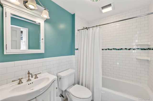 301 Bear Ridge Road, Pleasantville, NY 10570