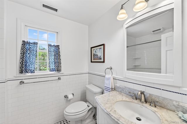 301 Bear Ridge Road, Pleasantville, NY 10570