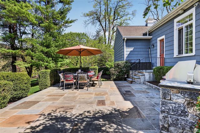 301 Bear Ridge Road, Pleasantville, NY 10570