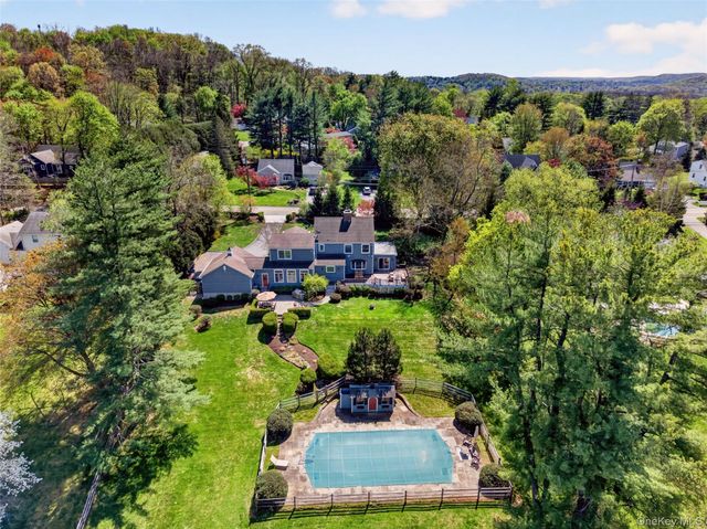 301 Bear Ridge Road, Pleasantville, NY 10570