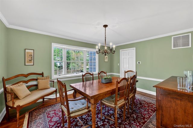 301 Bear Ridge Road, Pleasantville, NY 10570