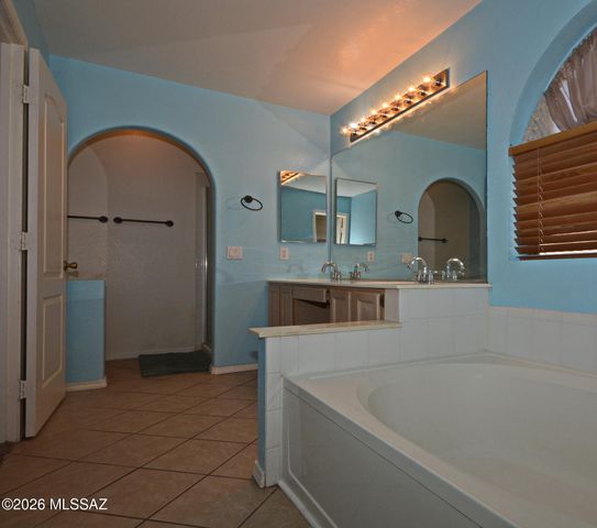 7330 W Beryllium Lane, Tucson, AZ 85743