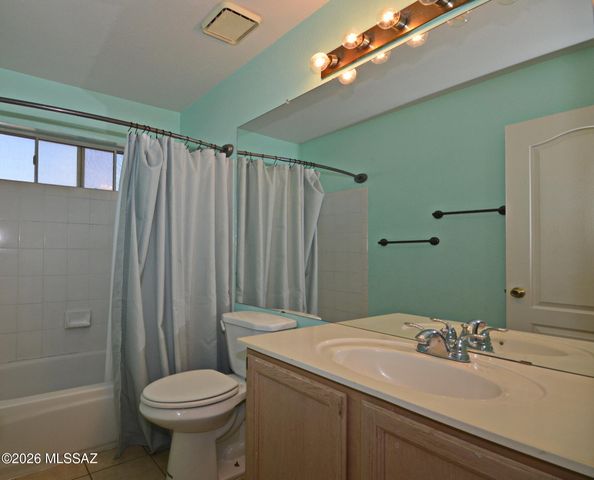 7330 W Beryllium Lane, Tucson, AZ 85743