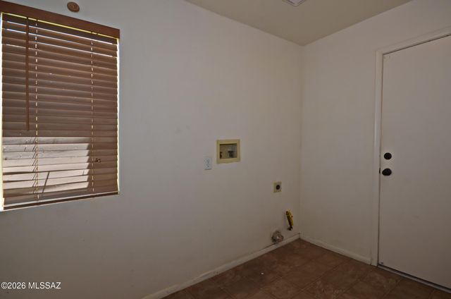 7330 W Beryllium Lane, Tucson, AZ 85743