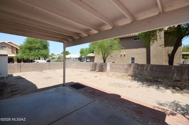 7330 W Beryllium Lane, Tucson, AZ 85743