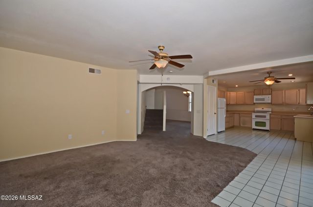 7330 W Beryllium Lane, Tucson, AZ 85743
