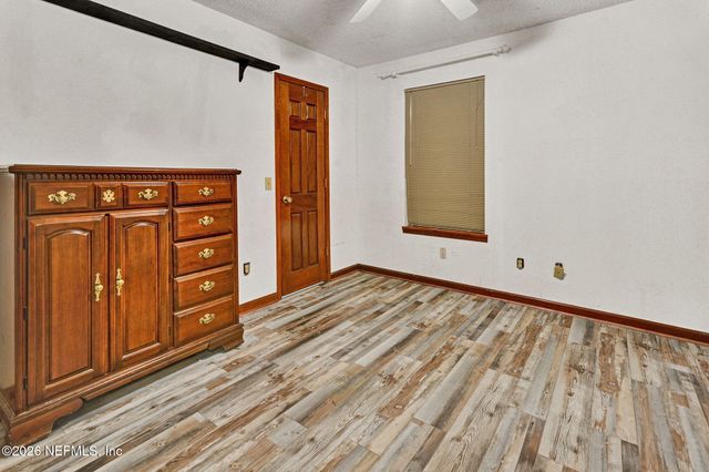 1305 LAKE ASBURY Drive, Green Cove Springs, FL 32043