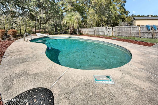 1305 LAKE ASBURY Drive, Green Cove Springs, FL 32043