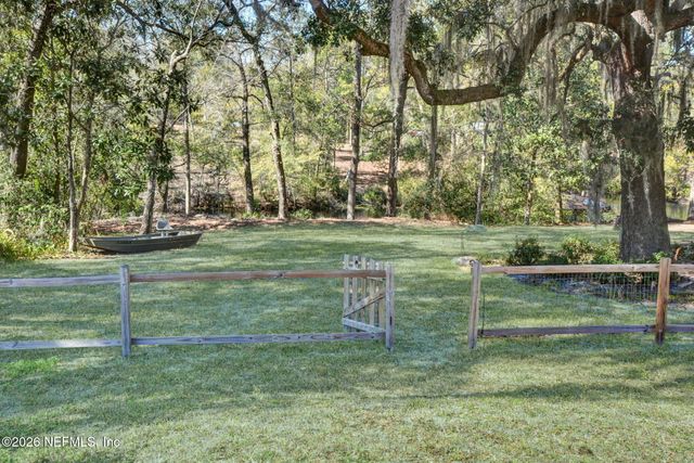 1305 LAKE ASBURY Drive, Green Cove Springs, FL 32043