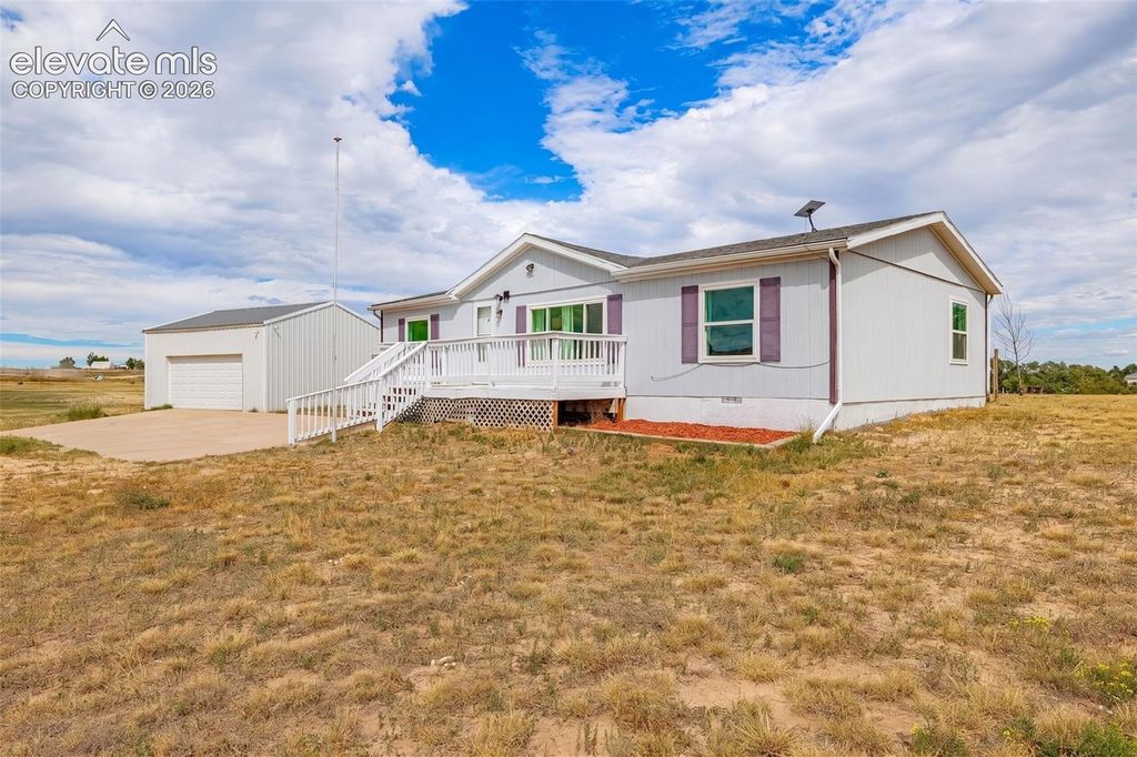 6015 Peerless Farms Road, Peyton, CO 80831 — exterior