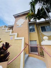 7940 NW 6th St 201, Pembroke Pines, FL 33024