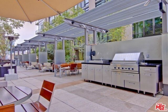 1111 S GRAND Avenue 506, Los Angeles, CA 90015