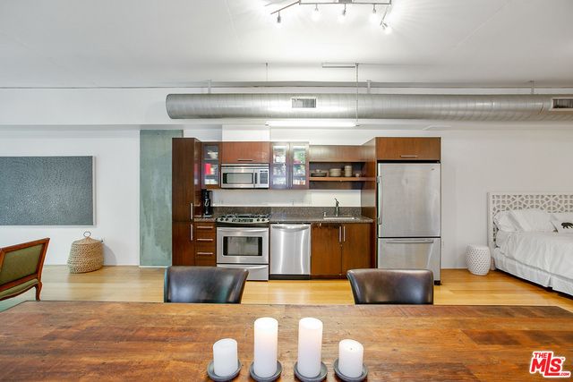 1111 S GRAND Avenue 506, Los Angeles, CA 90015