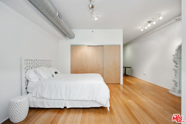 1111 S GRAND Avenue 506, Los Angeles, CA 90015