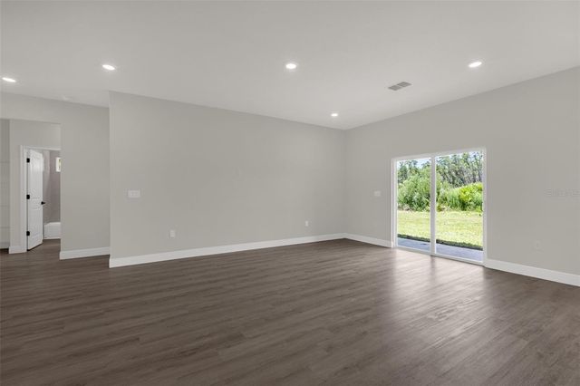 15689 SW 37TH CIRCLE, Ocala, FL 34473
