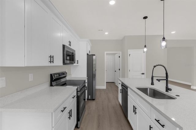 15689 SW 37TH CIRCLE, Ocala, FL 34473