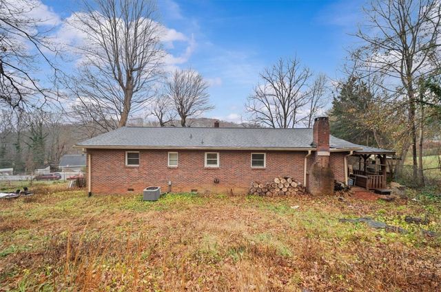 108 Linda Lane, Marietta, SC 29661