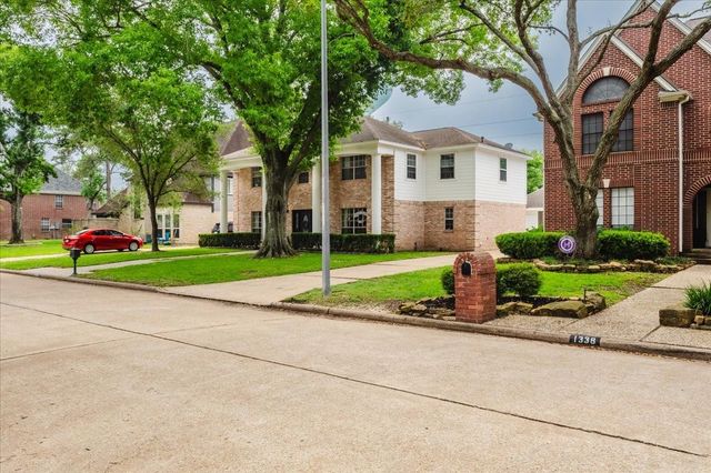 1402 Sherfield Ridge Drive, Katy, TX 77450