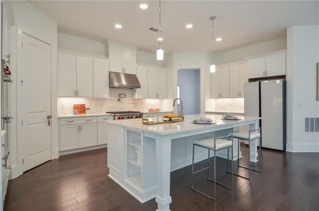 14195 reserve manor Lane, Roswell, GA 30075