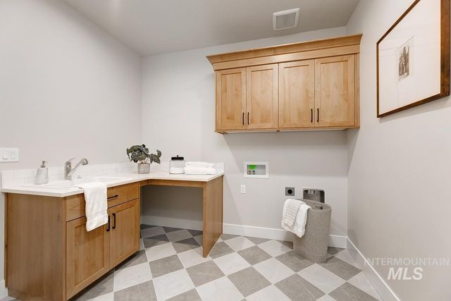 3120 E Renwick St, Meridian, ID 83642