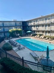 3000 July Street #2207, Baton Rouge, LA 70808