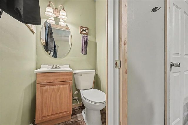 502 Dundee Road, Smithville, MO 64089
