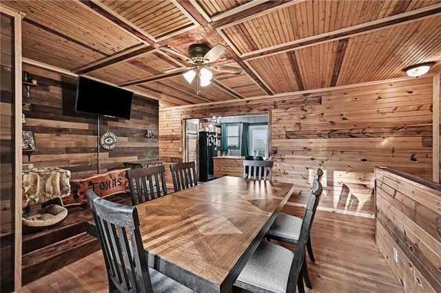 502 Dundee Road, Smithville, MO 64089