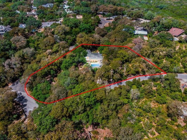 207 Rogers Ridge ST, San Marcos, TX 78666