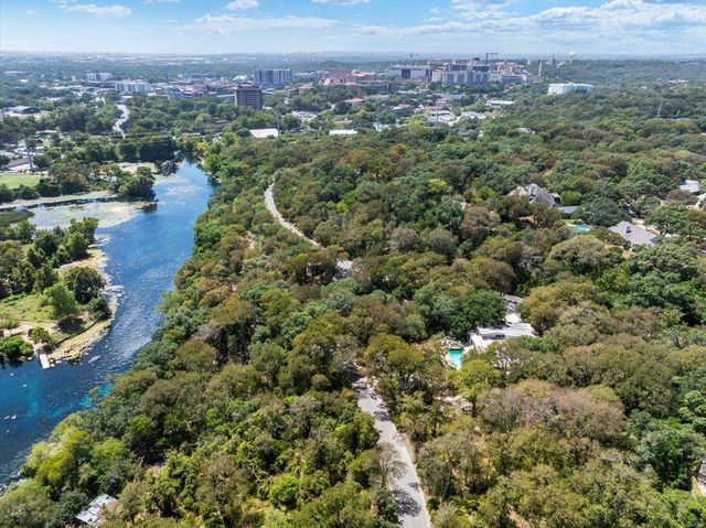 207 Rogers Ridge ST, San Marcos, TX 78666