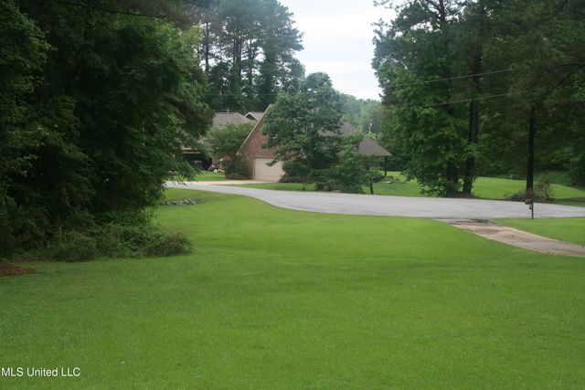 304 Whitetail Court, Florence, MS 39073